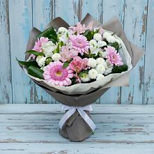 Букет цветов из:  Герберы, Альстромерии и Хризантемы в ВНИИССе