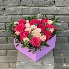 Цветочная композиция из Розы в коробке в ВНИИССе