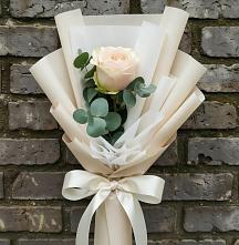 Букет цветов из:  Розы в ВНИИССе