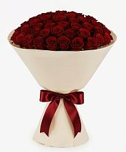 Букет 101 Бордовая роза Блэк Бакарра в ВНИИССе