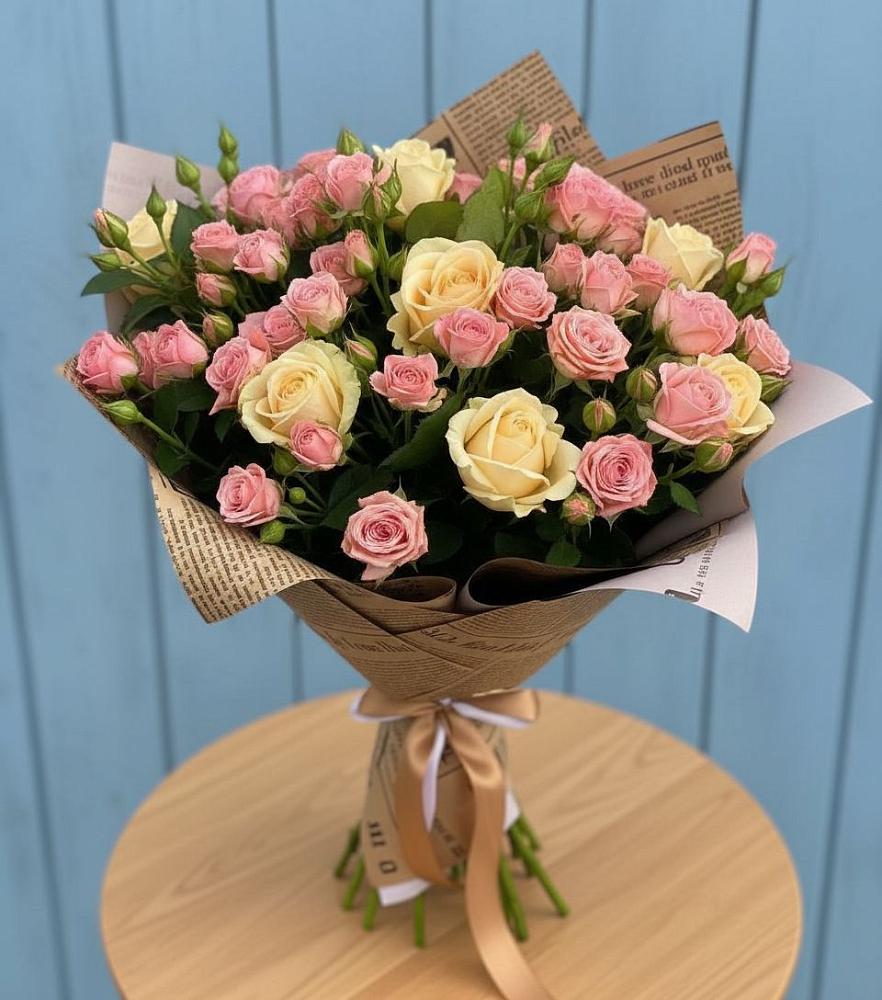 Букет цветов из: Розы в ВНИИССе