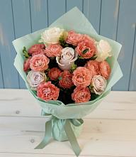 Букет цветов из:  Розы в ВНИИССе