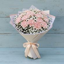 Букет цветов из:  Гвоздики в ВНИИССе