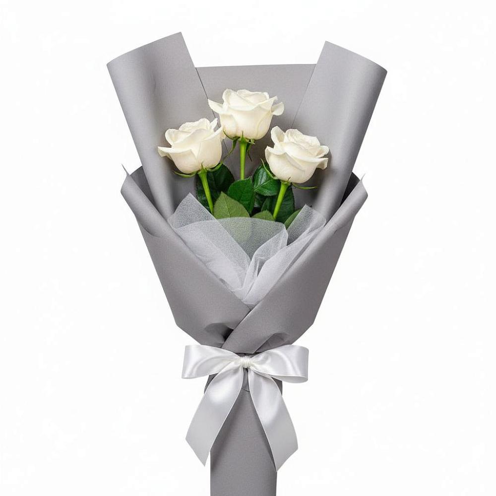Букет 3 белые розы в ВНИИССе