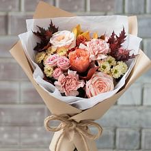 Букет цветов из:  Гвоздики, Хризантемы и Розы в ВНИИССе