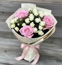 Букет цветов из:  Розы в ВНИИССе