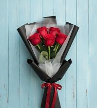 Букет цветов из:  Розы в ВНИИССе
